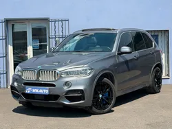 BMW X5 M50d 381 ch