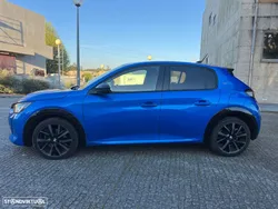 Peugeot 208 PureTech 100 GT