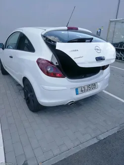 Opel Corsa Black