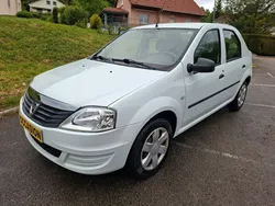 DACIA LOGAN 1.2 i 16V 75 Ch 1ère MAIN