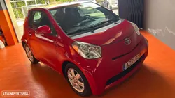 Toyota iQ 1.0 VVT-i 2 EP