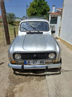 Renault 4 Xxx