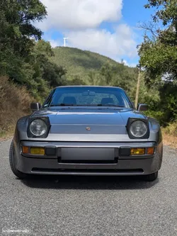 Porsche 944 S
