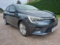 Clio v societe 1.5 dci 100 business gps seulement 48981 kms garantie 12 mois partout en france