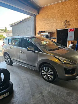 Peugeot 3008 1.6 hdi 120cv finition style