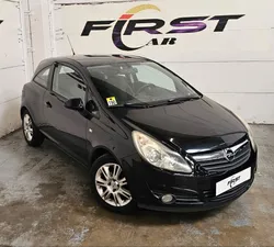 Opel corsa 1.2 innovation "110 Jahre" 80 ch 11800 kms Garantie moteur à chaine revision à jours Aucun frais à prévoir