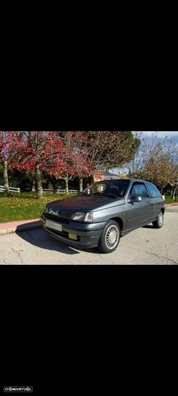 Renault Clio 1.8 Baccara