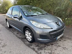 Peugeot 207 1.4i 75CH Essence
