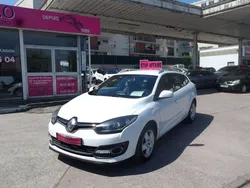 Megane III Estate 1.5L DCi 110 cv " GPS+Radars+Semi cuir "