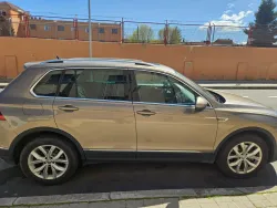 Volkswagen Tiguan Tiguan 2.0TDI Sport 4Motion DSG 140kW Sport