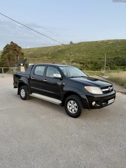 Toyota Hilux 3.0 D-4-D TRACKER