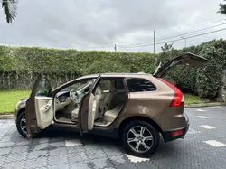 Volvo XC60 D5