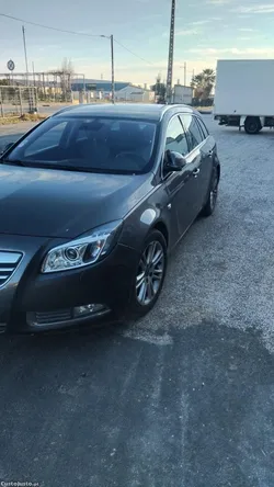 Opel Insignia ...