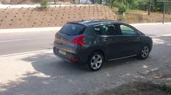 Peugeot 3008 1.6Hdi Full Extras
