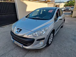 Peugeot 308 1.6 hdi 90ch payer en 4x sans frais