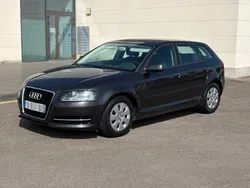 Audi A3 1.6L TDI 105cv, 5 portes Pack AMBITION