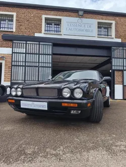 Jaguar Xjr