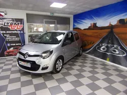 Renault Twingo II Phase II 1.2 i Lev 75cv Pépite / Suivi
