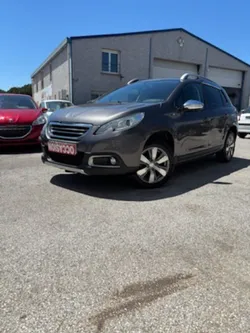 Peugeot 2008 1.2 ess série style