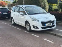 Peugeot 5008 7 places 1.6 hdi 120 allure boîte auto