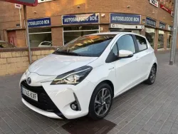 TOYOTA Yaris 100H 1.5 Feel!