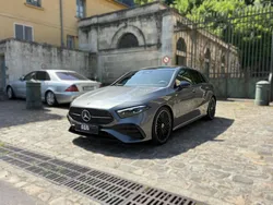 MERCEDES CLASSE A 200 7G-DCT AMG Line 163 ch / TOIT OUVRANT / LUMIERES D'AMBIANCE