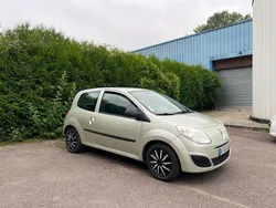 RENAULT TWINGO II Garantie 12 mois, Financement possible, 1.2 60cv eco2 Authentique