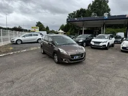 PEUGEOT 5008 2.0 HDi 150ch FAP BVM6 Allure 7pl
