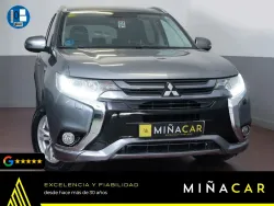 MITSUBISHI Outlander PHEV Kaiteki 4WD