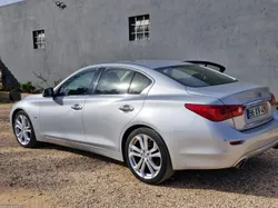 Infiniti Q50 2.2 diesel