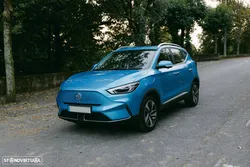 MG ZS EV 72.6 kWh Luxury