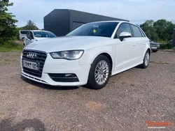 Audi A3 1.6 TDI 110 AMBITION LUXE
