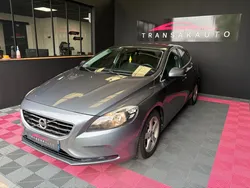 VOLVO V40 D2 115 Momentum / Distribution, Vidange, CT Ok
