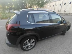 Peugeot 2008 1.6 BlueHDI S&S Allure 120