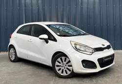 Kia Rio 1.4 CRDI 90 PREMIUM - Garantie 6 mois - Radar - Bluetooth - Climatisation