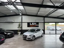 Audi a1 sportback 1.4 tdi 90 cv ambition luxe