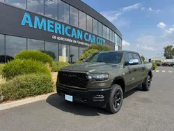 Dodge ram 1500 crew bighorn back country v8