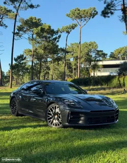 Porsche Panamera 4 E-Hybrid