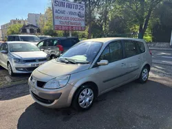 RENAULT Grand Scenic 1.6 essence 110cv