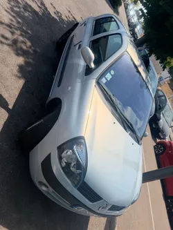 Renault clio 2003