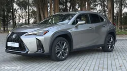 Lexus UX 250h Sport