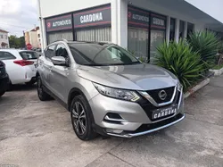 Nissan Qashqai N-Connecta J18 1.3 DIG-T 140cv " Apenas 12.000 Kms"