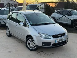 Ford Focus C-MAX 1.6l TDCI 110 CH ÉDITION GHIA 260,000km GARANTIE 3 MOIS / ATTELAGE / CLIMATISATION / DEUX CLEFS / JANTE ALU / RÉGULATEUR ET LIMITEUR DE VITESSE