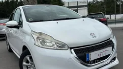 Peugeot 208 de 2015