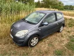 Renault Twingo II 1.2i 75cv