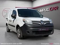 RENAULT KANGOO EXPRESS 1.5 Blue DCi 95 Grand Confort business 95Ch 8000 HT TVA RECUPERABLE Garantie 12 mois 131900 kms R link GPS et téléphone BT Régulateur Limiteur Attelage Serrures renforcées