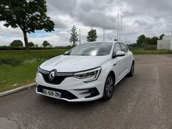 RENAULT MEGANE IV BERLINE Blue dCi 115 Evolution
