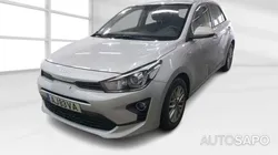 Kia Rio de 2021