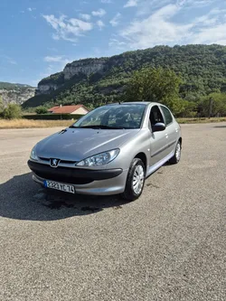 Peugeot 206 1.4HDI 70CH Bon état Courroie de distribution neuve CT OK
