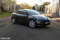 Tesla Model Y Long Range Tração Integral